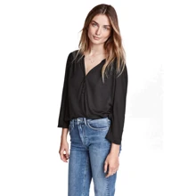 Блуза H&M 3080615 44 черная с рукавом 7/8: Сезон Демисезон