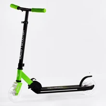 Двухколесный самокат Best Scooter Green and Black (116777): Количество колес 2