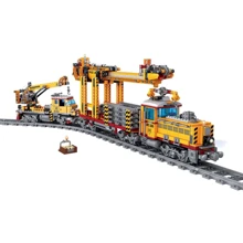 Конструктор ZIPP Toys Поезд DPK32 с рельсами желтый: Количество деталей, шт. 1194