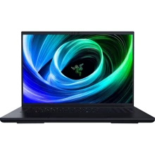 Ноутбук Razer Blade 18 (RZ09-05299ER4-R3U1): Экран 18" IPS (3840x2400)