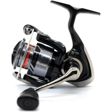 Котушка рибальська Daiwa 20 RX LT 2000: Тип Безінерційна