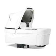 Люлька Emmaljunga NXT Leatherette White (90076): Виробник Emmaljunga