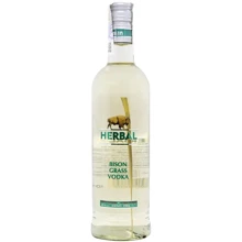 Напиток Herbal Bison Grass Vodka крепкий на основе водки и настойки Зубровки 0.7л 40% (STA4770047237658): Объем, л 0.7