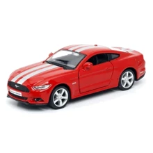Машинка Uni-Fortune Ford Mustang 2015 с полосками (554029С): Тип Готовая модель