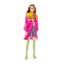 Коллекционная кукла Mattel Barbie BMR 1959 в цветной ветровке: Возраст от 6 лет и старше