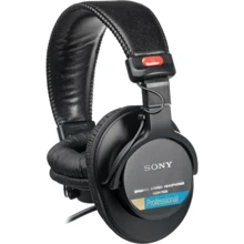 Навушники Sony MDR-7506 Black: Тип конструкції полноразмерные