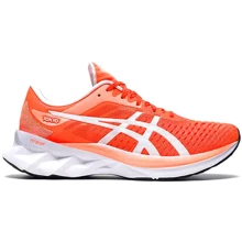 Кросівки для бігу Asics Novablast Tokyo 1012A941-600 38 червоні текстиль всесезон: Матеріал верху Текстиль