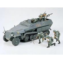 Модель Tamiya Німецький колісний БТР Hanomag Sd.Kfz. 251/1 (TAM35020): Виробник TAMIYA