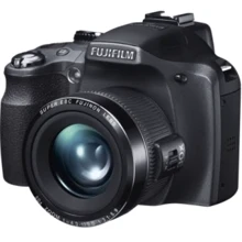Fujifilm FinePix SL240 Black: Размер матрицы 1/2,3"