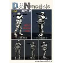 Украинский солдат DAN models с гранатометом (Война в Украине 2023) (DAN35163): Производитель DAN models