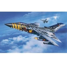 Revell (1:72) Багатоцільовий бойовий літак Tornado "Lechfeld Tiger 2011" (04847): Виробник Revell