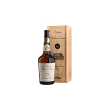 Кальвадос Christian Drouin Calvados Coeur de Lion Pays d'Auge, 1981, wooden box (0,7 л) (BW17823): Объем, л 0.7