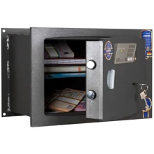 Сейф Safetronics STR 25E-M: Тип Вбудований