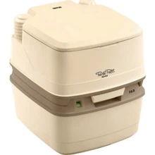 Биотуалет Thetford Porta Potti Qube 165 Luxe (бежевый): Система смыва ручная помпа