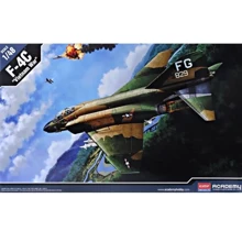 Модель Academy Истребитель-бомбардировщик F-4C Phantom "Война во Вьетнаме" (AC12294): Производитель ACADEMY