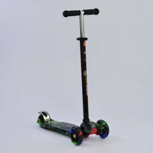 Самокат триколісний MAXI "Best Scooter" пластмасовий, трубка керма алюмінієва Green / Black (74315): Кількість коліс 4