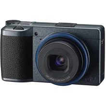 Ricoh GR IIIx Urban Edition (S00115700): Размер матрицы APS-C