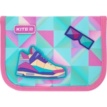 Пенал без наполнения Kite Education Cool girl K21-622-7, 1 отделение, 2 отворота: Год выпуска коллекции 2021