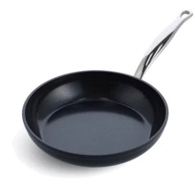 Сковорода GreenPan Barcelona Pro 24 см (CC005321-001): Тип сковороды Традиционная