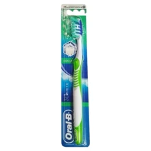 Oral-B Зубная щетка 3D White Свежесть 40: Вид Обычная