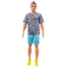 Кукла Barbie Fashionistas Кен в футболке с узором пейсли (HPF80): Возраст от 3 лет