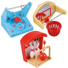 Игрушка для попугаев PARAKEET TOY GAMES ASS 6x6x6 см 54121: undefined undefined