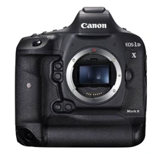 Canon EOS 1D X Mark II Body: Тип матрицы CMOS
