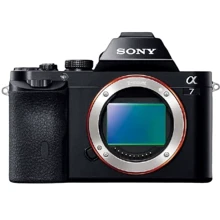 Sony Alpha A7 kit (28-70mm): Тип матриці CMOS
