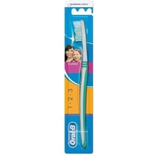 Oral-B Зубная щетка 3-Effect Classic 40: Вид Обычная
