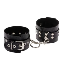 Наручники Leather Rastraints Hand Cuffs, Black: Виробник sLash