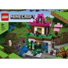 Конструктор LEGO Minecraft Майданчик для тренувань 534 деталей (21183): Серія MINECRAFT