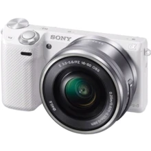 Sony NEX-5T Kit 16-50mm White (UA): Тип матрицы CMOS