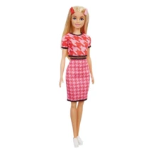 Кукла Barbie Модница в костюме в ломаную клетку (GRB59): Возраст от 3 лет