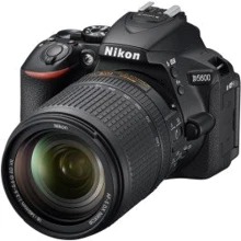 Nikon D5600 kit (18-140mm VR): Тип матриці CMOS