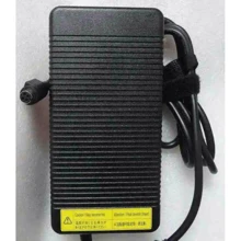 Зарядное устройство Toshiba 230W 19V 12.2A 4pin PA3673E-1AC3 (81165): Напряжение 19V