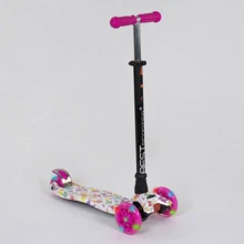 Самокат трехколесный MAXI "Best Scooter" пластмассовый, трубка руля алюминиевая Pink/White/Black (83266): Количество колес 4