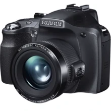 FujiFilm SL300 Black: Размер матрицы 1/2,3"
