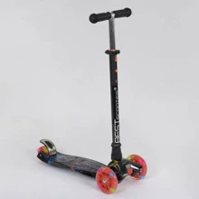 Самокат детский пластмассовый с алюминиевой трубкой руля + 4 колеса Black/Red (74310): Количество колес 4