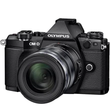 Olympus OM-D E-M5 Mark II kit (14-150mm) Black Официальная гарантия: Тип матрицы Live MOS