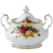Цукорниця з кришкою Royal Albert New Country Roses White (0.35 л) (NCRWTW25865): undefined undefined