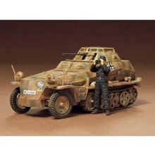Модель Tamiya Немецкий полугусеничный БТР Sd.Kfz.250/9 (TAM35115): Производитель TAMIYA