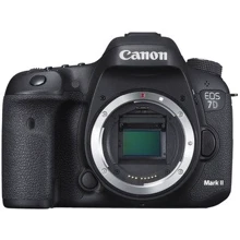 Canon EOS 7D Mark II Body Офіційна гарантія: Тип матриці CMOS