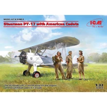 Биплан ICM Stearman PT-17 с американскими кадетами: Производитель ICM