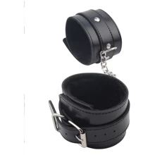 Поножи CHISA Behave! Obey Me Leather Ankle Cuffs: Производитель CHISA