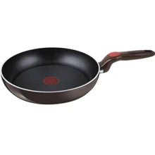 Tefal Comfort Touch D82104 12: Тип сковороды сковорода