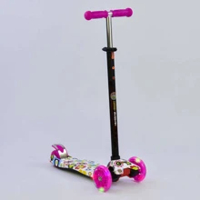 Самокат детский пластмассовый с алюминиевой трубкой руля + 4 колеса Pink/White (74311): Количество колес 4