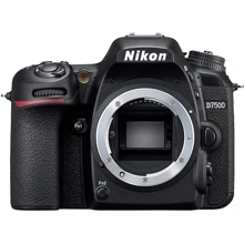 Nikon D7500 Body UA: Тип матрицы CMOS