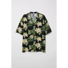 Сорочка H & M 6153038 50 чорна з коротким рукавом: Длина рукава Короткий
