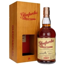 Виски Glenfarclas The Family Cask S22 #533 2007, wooden box 0.7 л (BWR4802): Объем, л 0.7