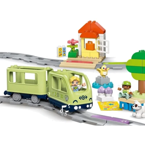Конструктор LEGO DUPLO Інтерактивний пригодницький поїзд 57 деталей (10427): Рекомендований вік 2+